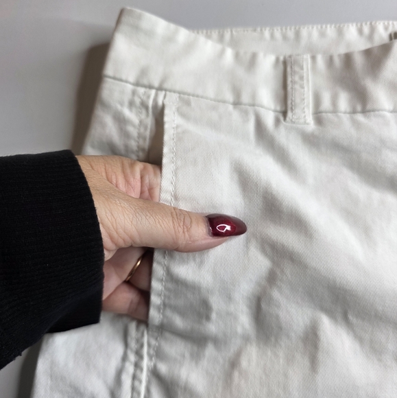 J. Crew Size 6 Classic Chino Shorts White 2756-BB - Picture 4 of 8
